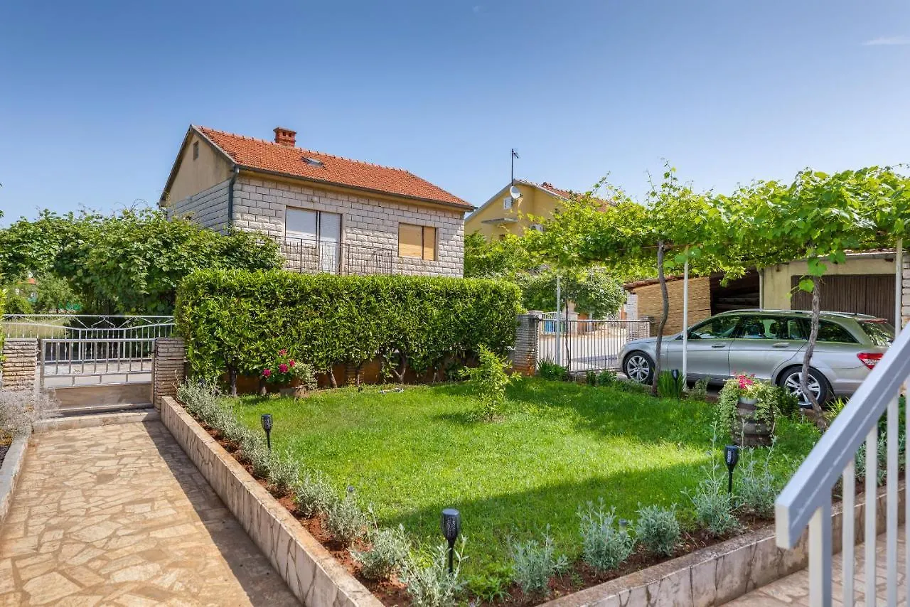Apartment Tesic Close To The Sea With Shared 4Xbicycles Fažana